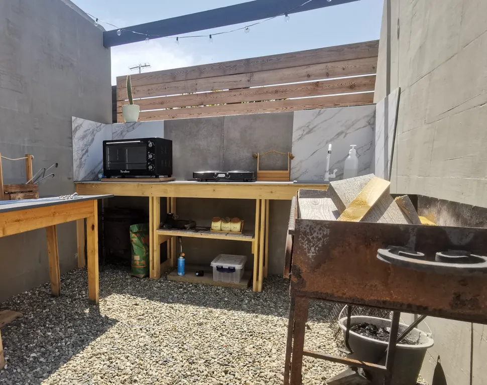 Комнатам с бассейном