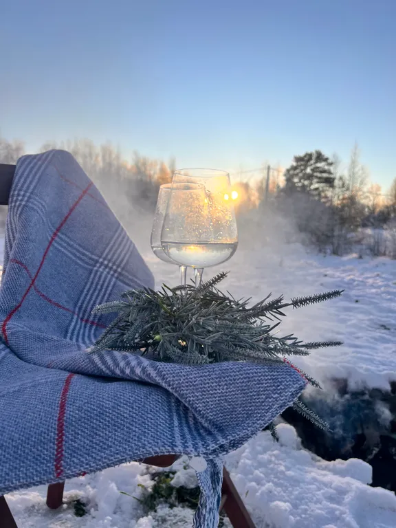 Коттедж Загородный дом со всеми удобствами рядом с речкой и озером — Рябово