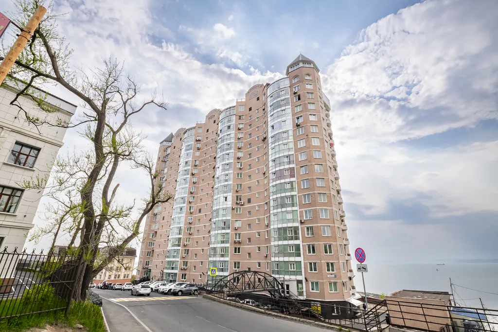 Квартира на набережной с видом на 3 стороны света