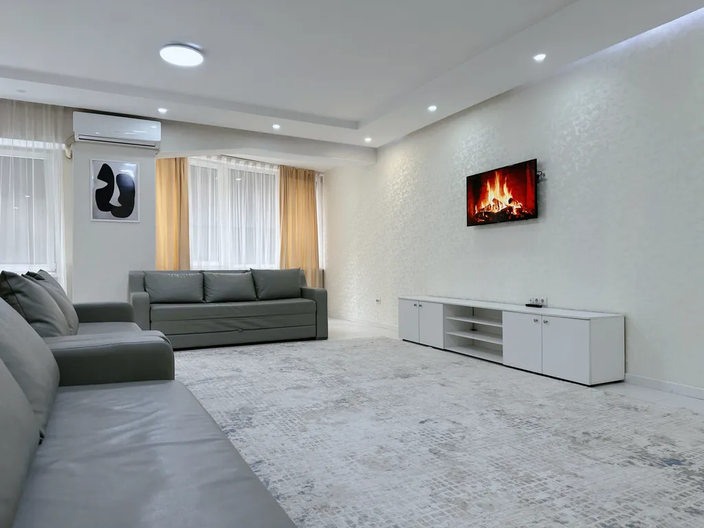 3-комнатная Квартира — аренда посуточно в Алматы