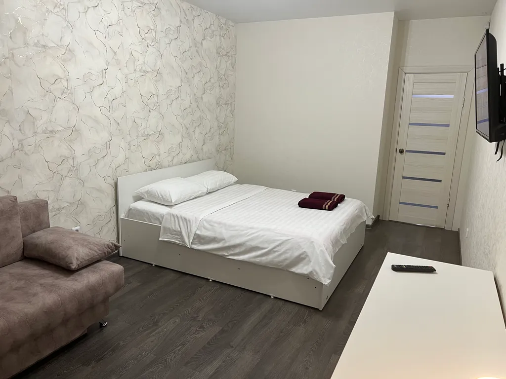 Евро 2-комнатные апартаменты у ТЦ Фестиваль