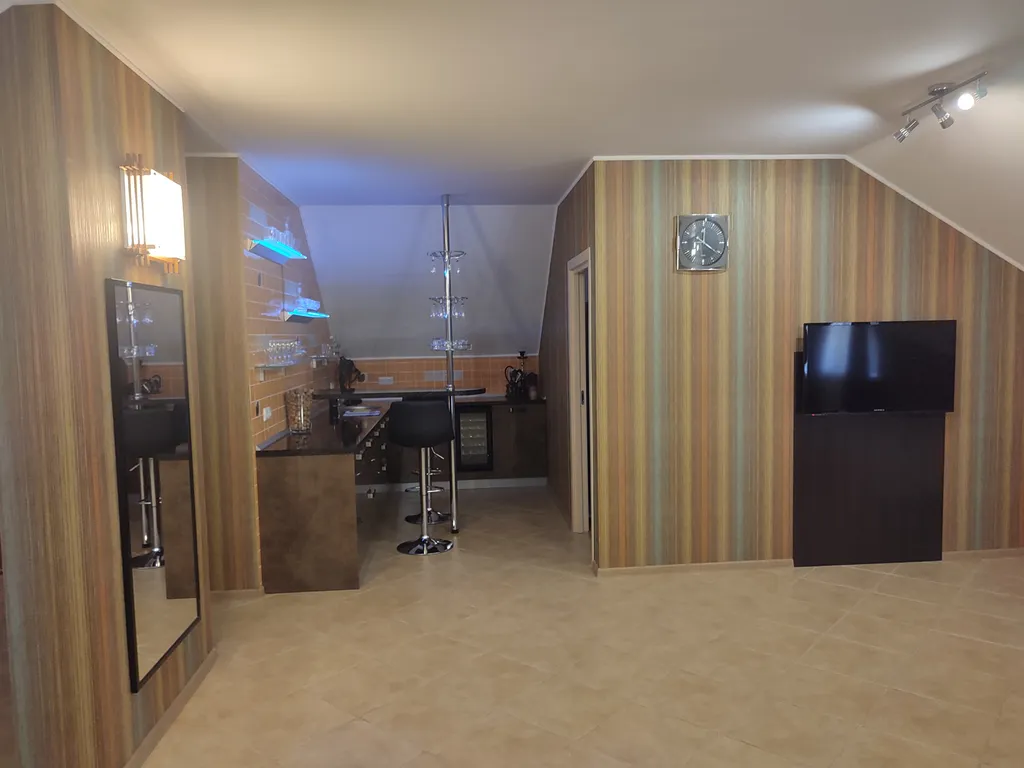 Уютный коттедж на западном