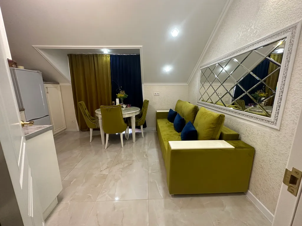 Шикарный двухкомнатный люкс с терассой