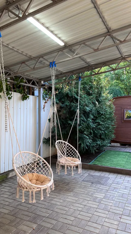 Шикарный дом в центре города с баней и бассейном