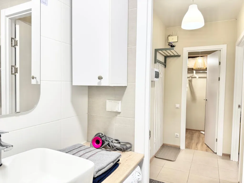 Светлая квартира с балконом