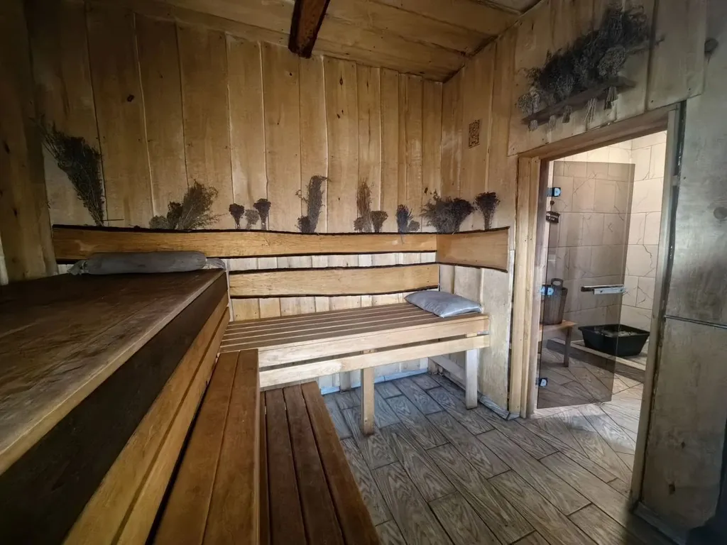 Коттедж Уютный дом c чанoм и бaнeй для незабываемого oтдыхa — Санкт-Петербург