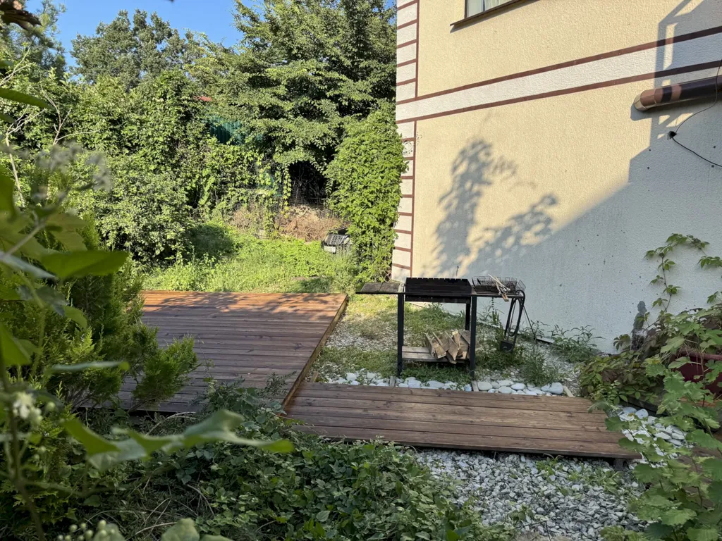 Двухэтажный коттедж с террасой и мангалом - Голубая бухта