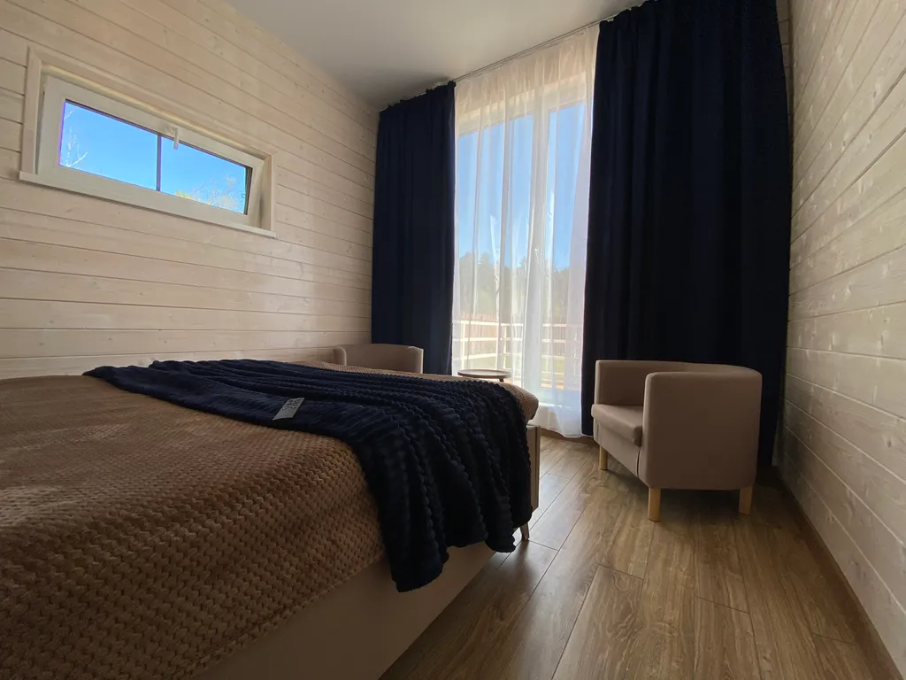 Дом с бассейном