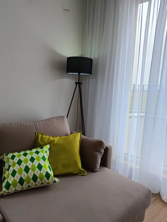 Стильная студия в доме комфорт класса с шикарным видом