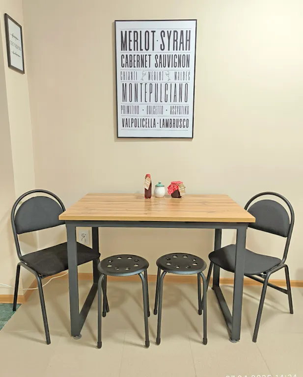 Дом у подножия горы