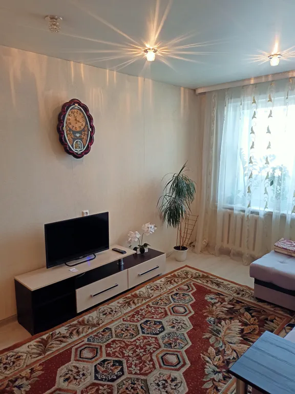 Квартира Двухкомнатная квартира в центре города — Таштагол