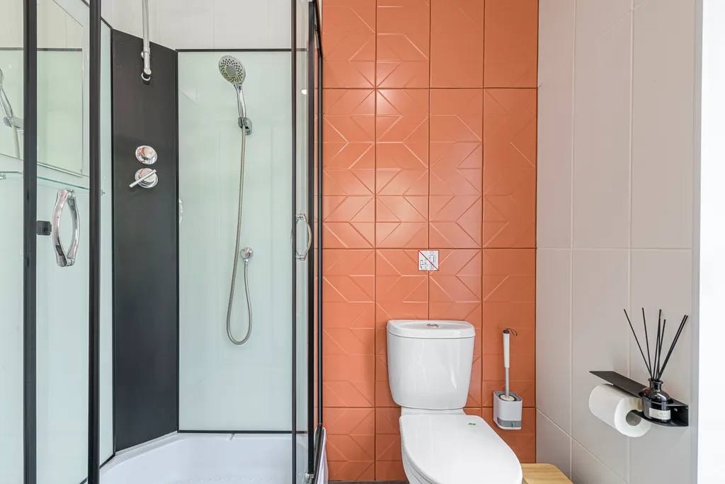 Современный барн с панорамными видами вблизи Сорачан