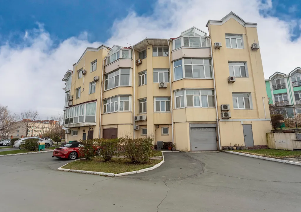 Шикарная 3-комнатная квартира с видом на море