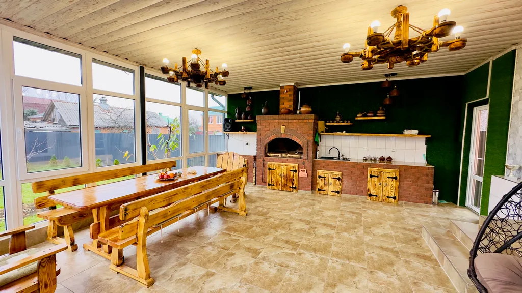 Уютный гостевой дом со своей теплой беседкой