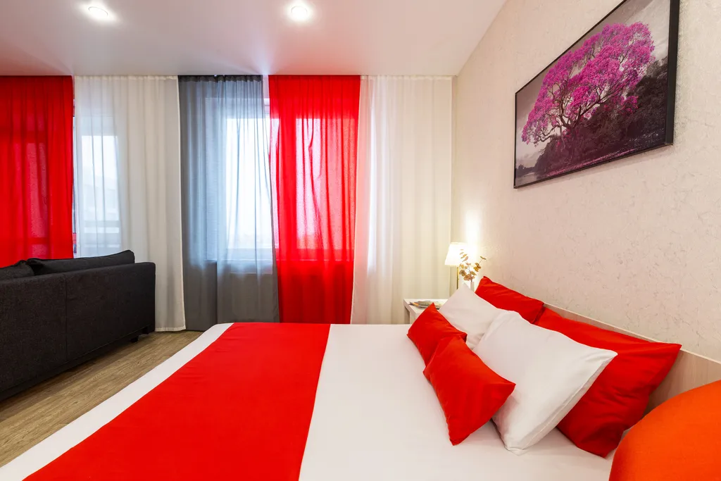 У нас уютно и гостеприимно, рядом с ТРЦ Планета, ждем вас