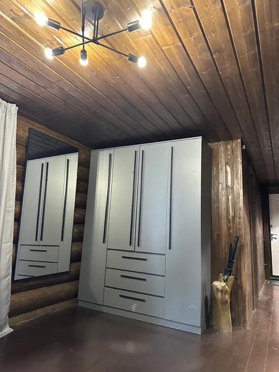 Просторный дом с баней и чаном