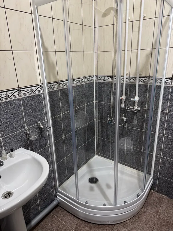 Комната с кухней-гостиной и сауной