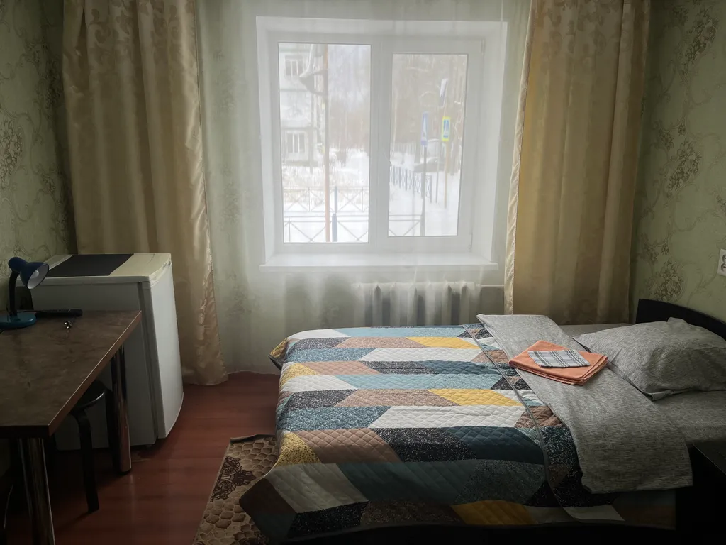 Комната со своим санузлом в апартаментах