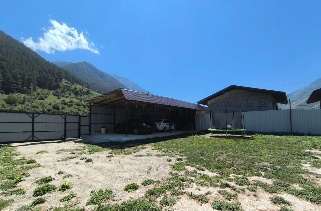 Дом с видом на горы