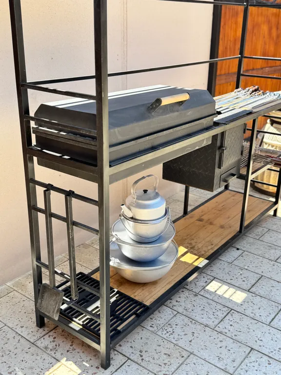 Дом на берегу Каспийского моря