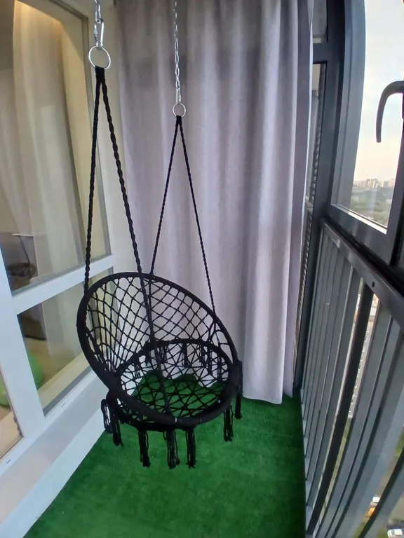 Уютная квартира с красивым видом из окна