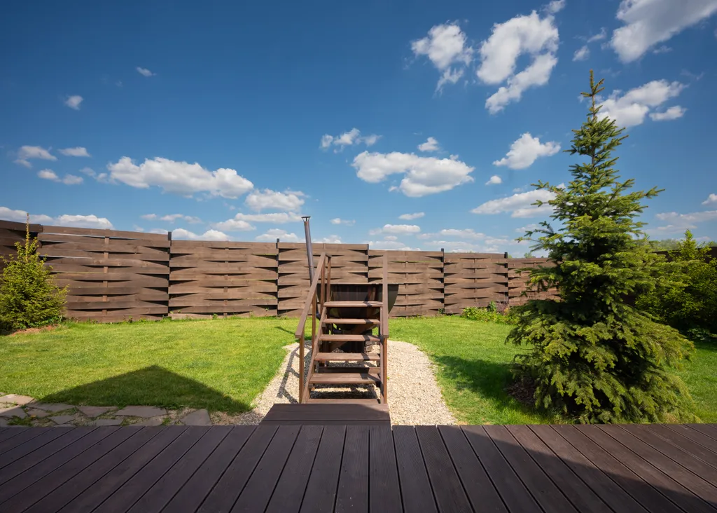 Коттедж с баней и уличным чаном