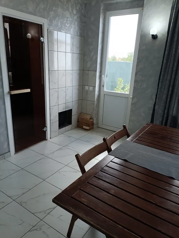 Загородный дом с бассейном