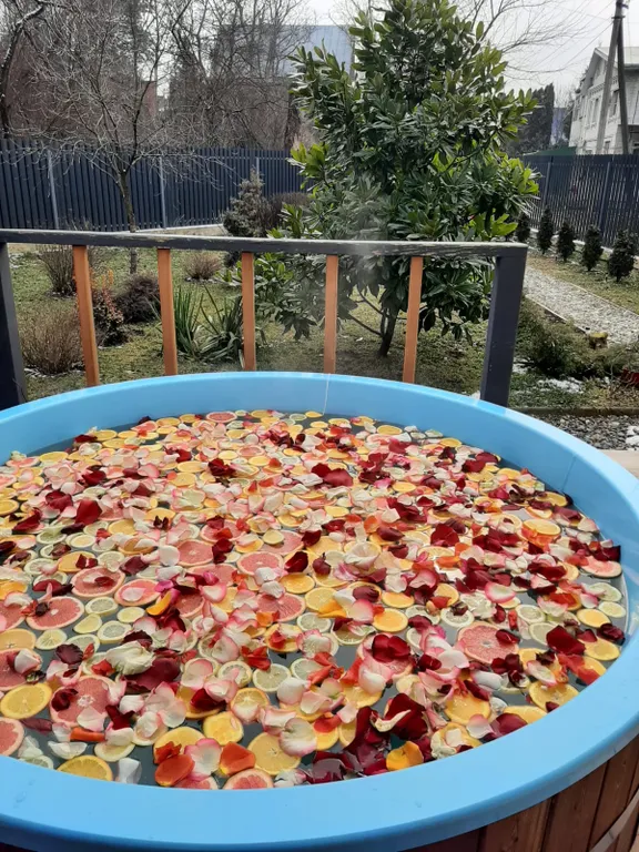 Дом А - фрейм в тихом районе у реки Белой