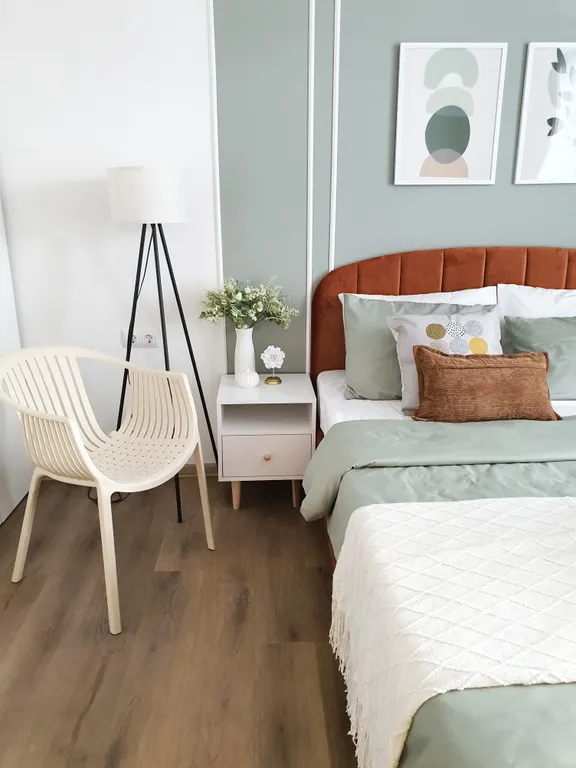 LanaRoom Дизайнерская евродвушка с панорамным видом и балконом