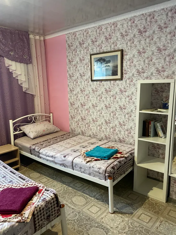 Однокомнатный коттедж со своей беседкой-кухней