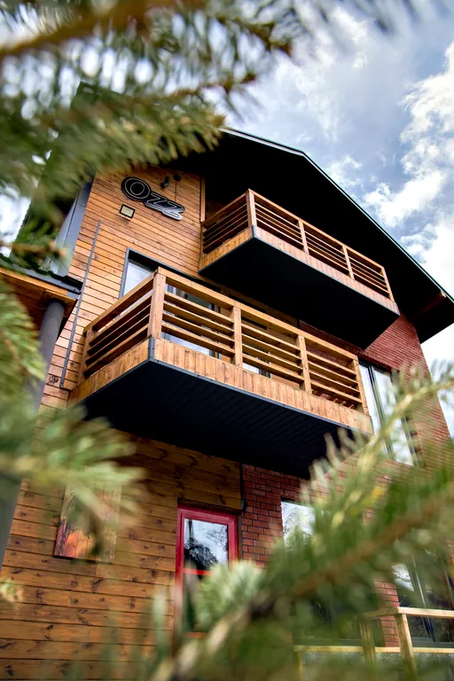 Уютная студия люкс с панорамными окнами с видом на горы