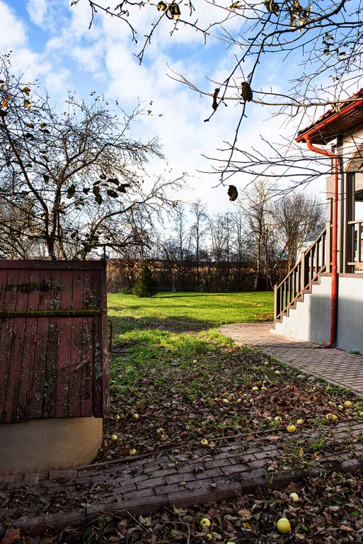 Коттедж Домик в деревне с джакузи — Раково