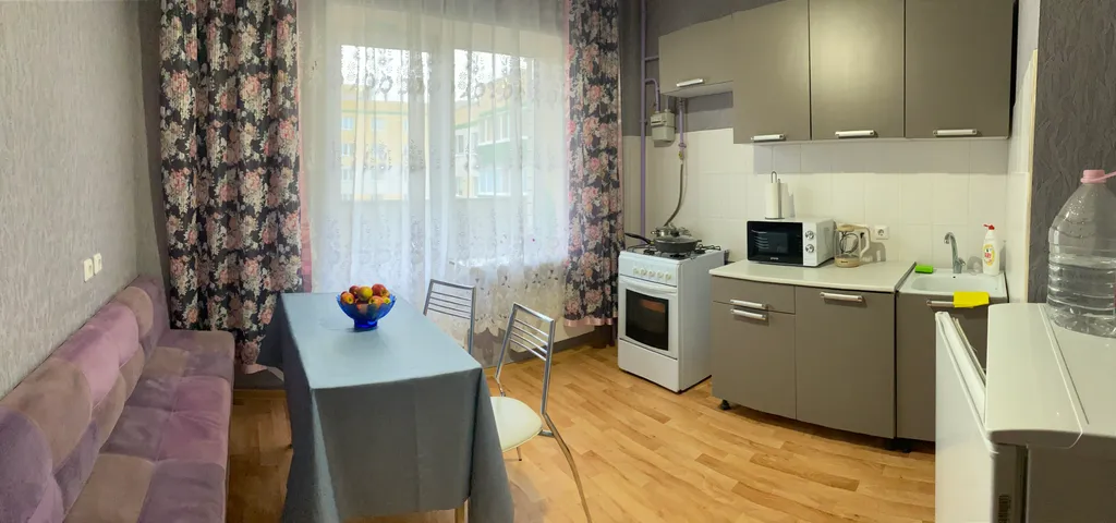 Уютная квартира на берегу реки Великой