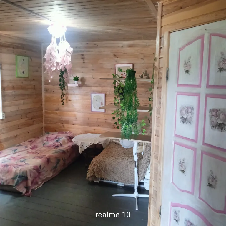 Дом в 20 минутах ходьбы от псково-печорского монастыря