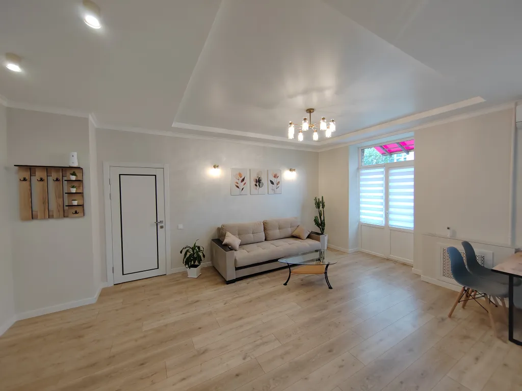 Просторная студия