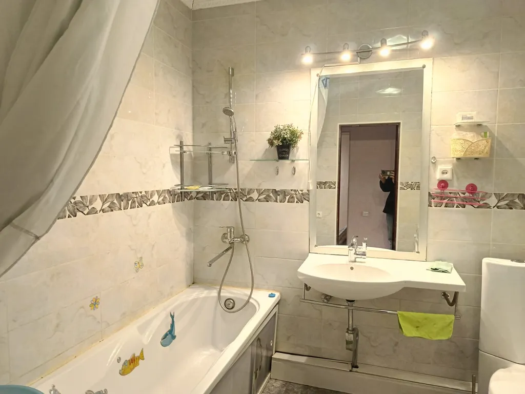 Двухкомнатная квартира в самом центре у Лебединого озера