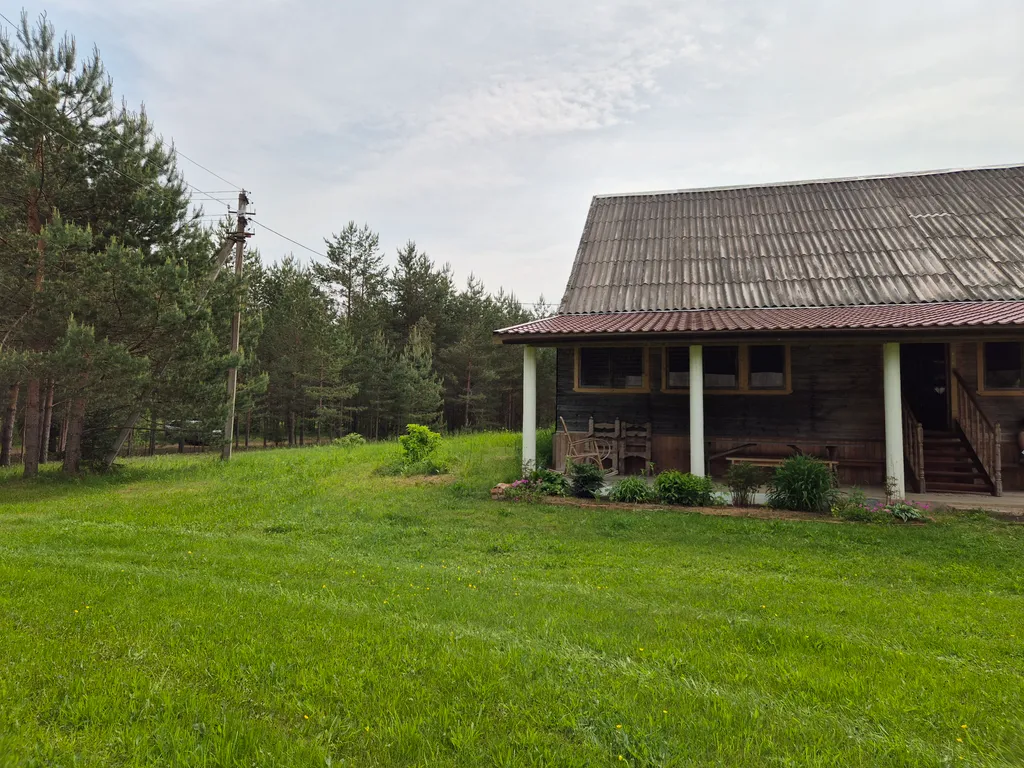 Усадьба Сосновый хутор на берегу реки Мста