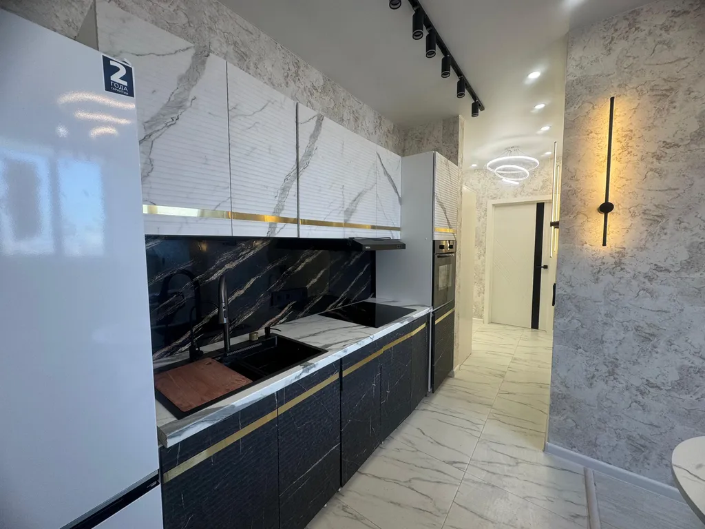 Евро 4-х комнатная люкс квартира