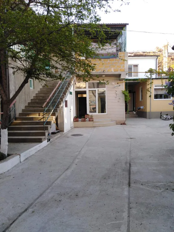 Квартира 2-комнатная Квартира — Евпатория