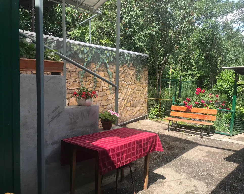 Коттедж Часть Дома с двориком — Кисловодск