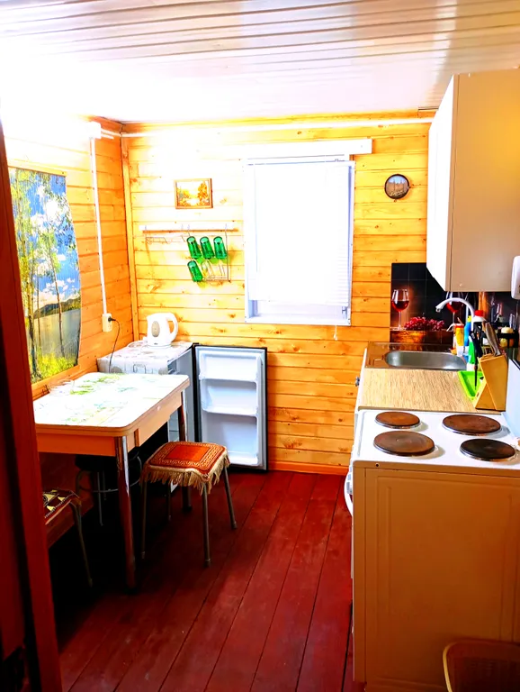 Коттедж Домик в лесу с баней — Свирьстрой