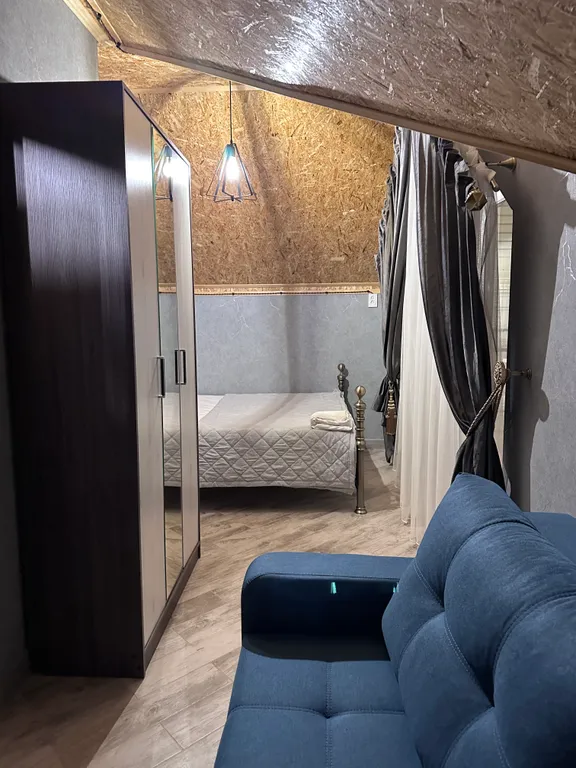 В центре престижного курортного посёлка Хазар