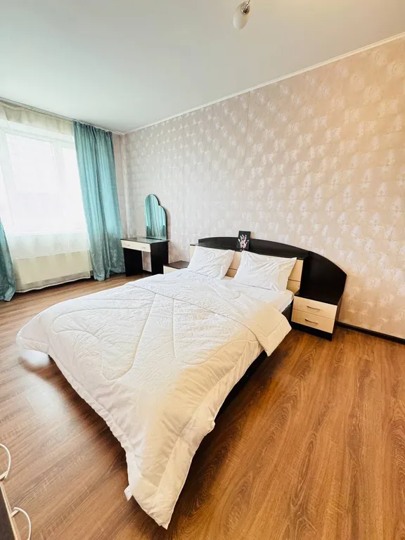 Квартира у метро Екатеринбург — аренда посуточно в Екатеринбург