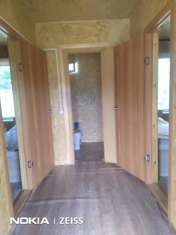 Страна Див на 2 гектарах земли, в изоляции и с озером