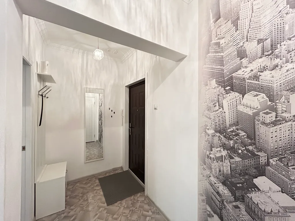 Евро двушка возле леса