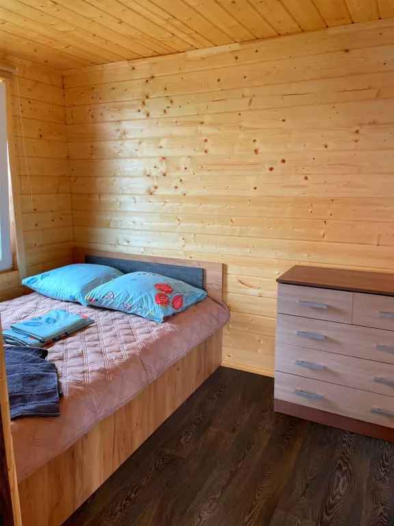 Коттедж Уютный домик на берегу озера Волго — Ланино