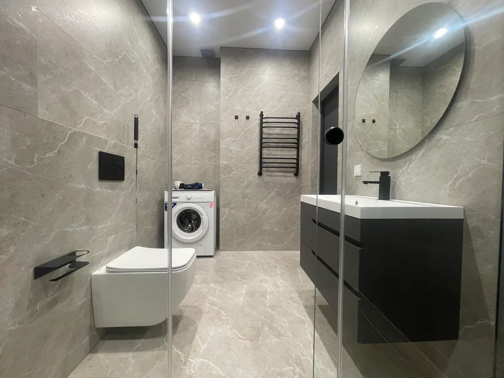 Двухкомнатная просторная квартира с панорамным видом на парк в центре