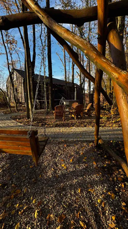 Уютный дом с видом на лес