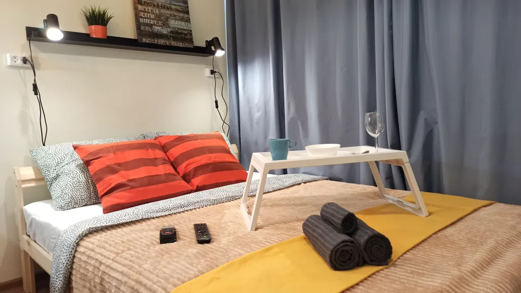 Квартира-студия возле ЖД Вокзала для проживания двоих гостей