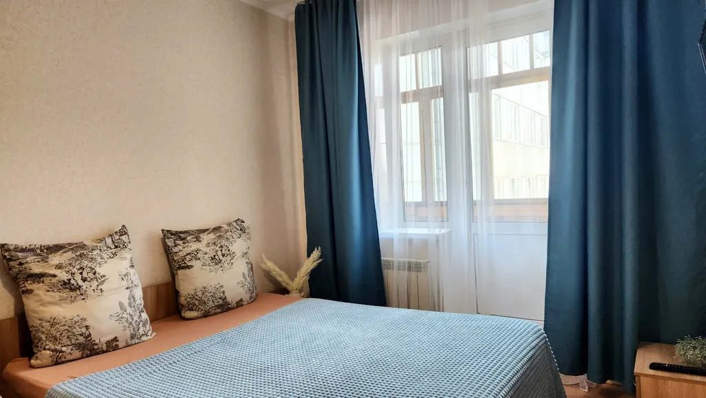 Квартира 1-комнатная квартира театр оперы и балета, центральная набережная — Красноярск